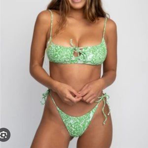 Skatie Demi Bikini Top- Amalfi